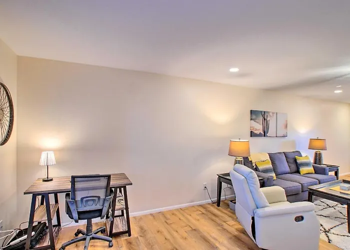Golf Course & Mtn Views: Paradise Valley Condo! *