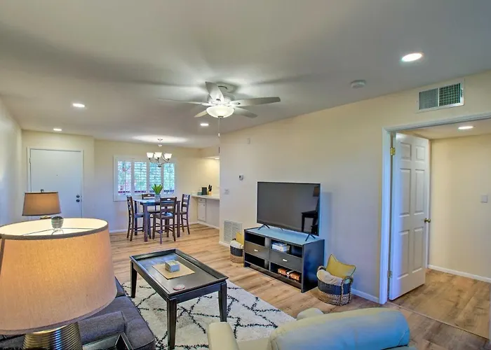 Golf Course & Mtn Views: Paradise Valley Condo! * Phoenix
