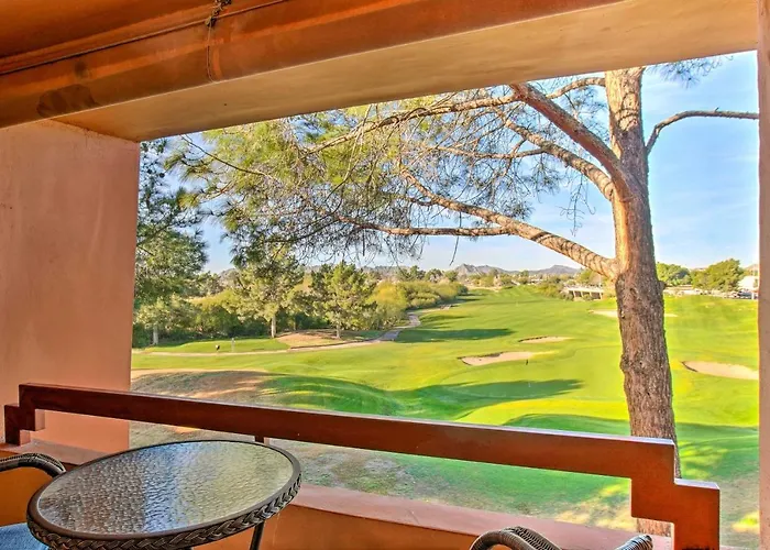 Golf Course & Mtn Views: Paradise Valley Condo! Holiday home