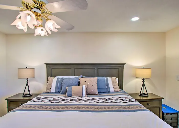 Holiday home Golf Course & Mtn Views: Paradise Valley Condo! Phoenix